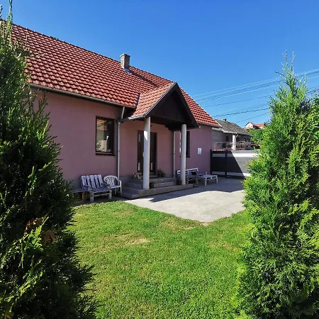 Apartmani La Grande Motte Vrdnik Exterior photo